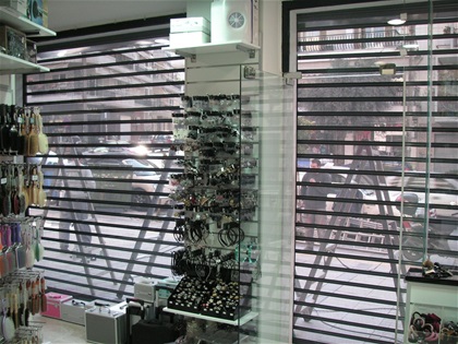 Rolling Shutters From Perforated And Polycarbonete Profiles For High Transparency